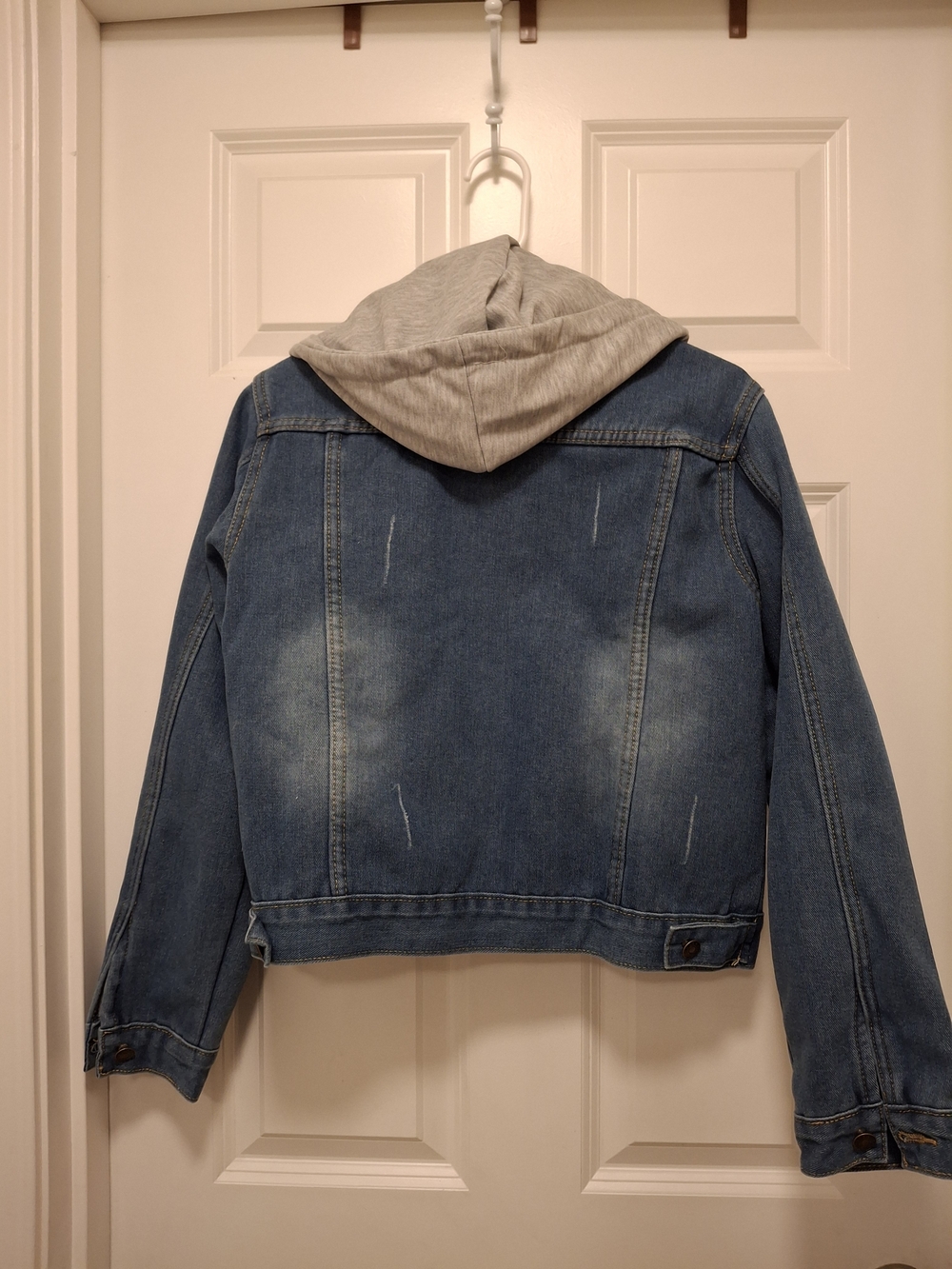 Cute Jacket - Picture 2 of 2
